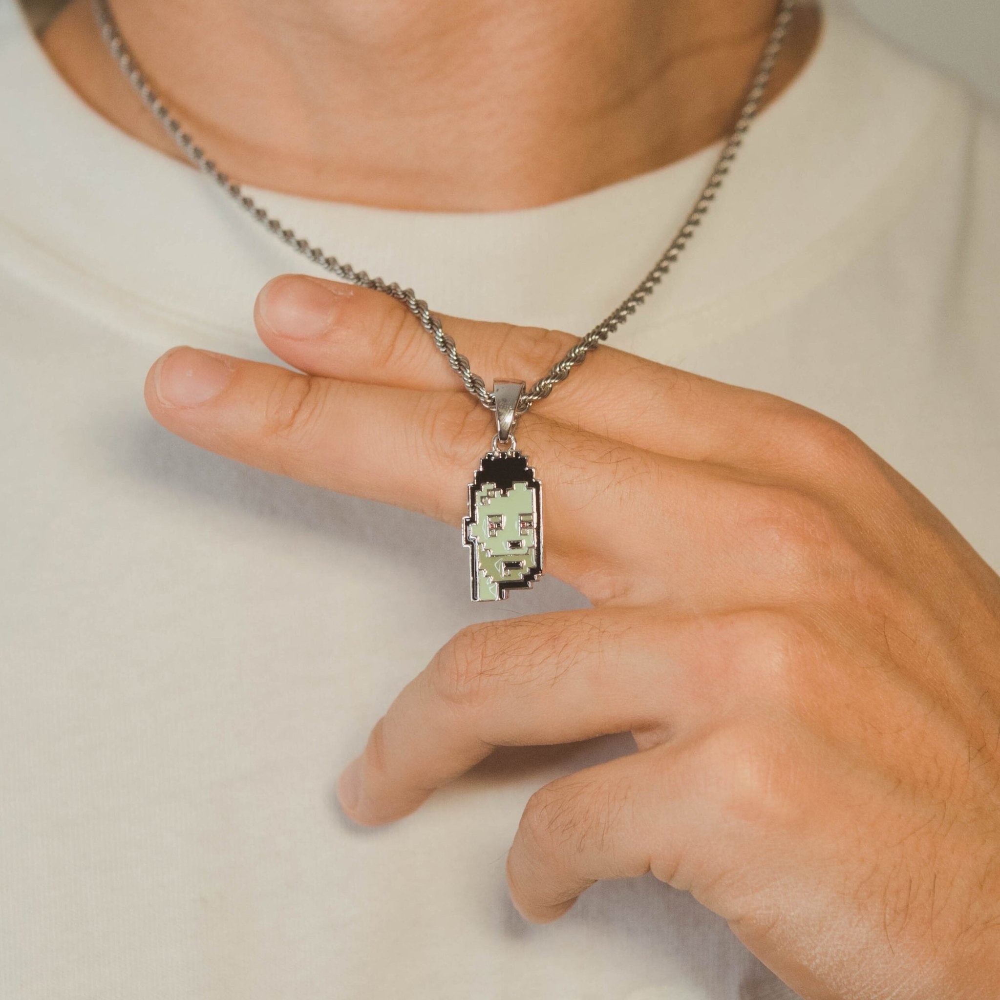 NFT Pendant #1 - Cernucci